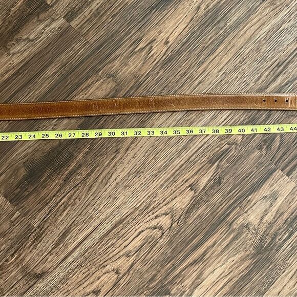 Martin Dingman Bill Water Buffalo Belt Color: Walnut Size 42 - Picture 13 of 15